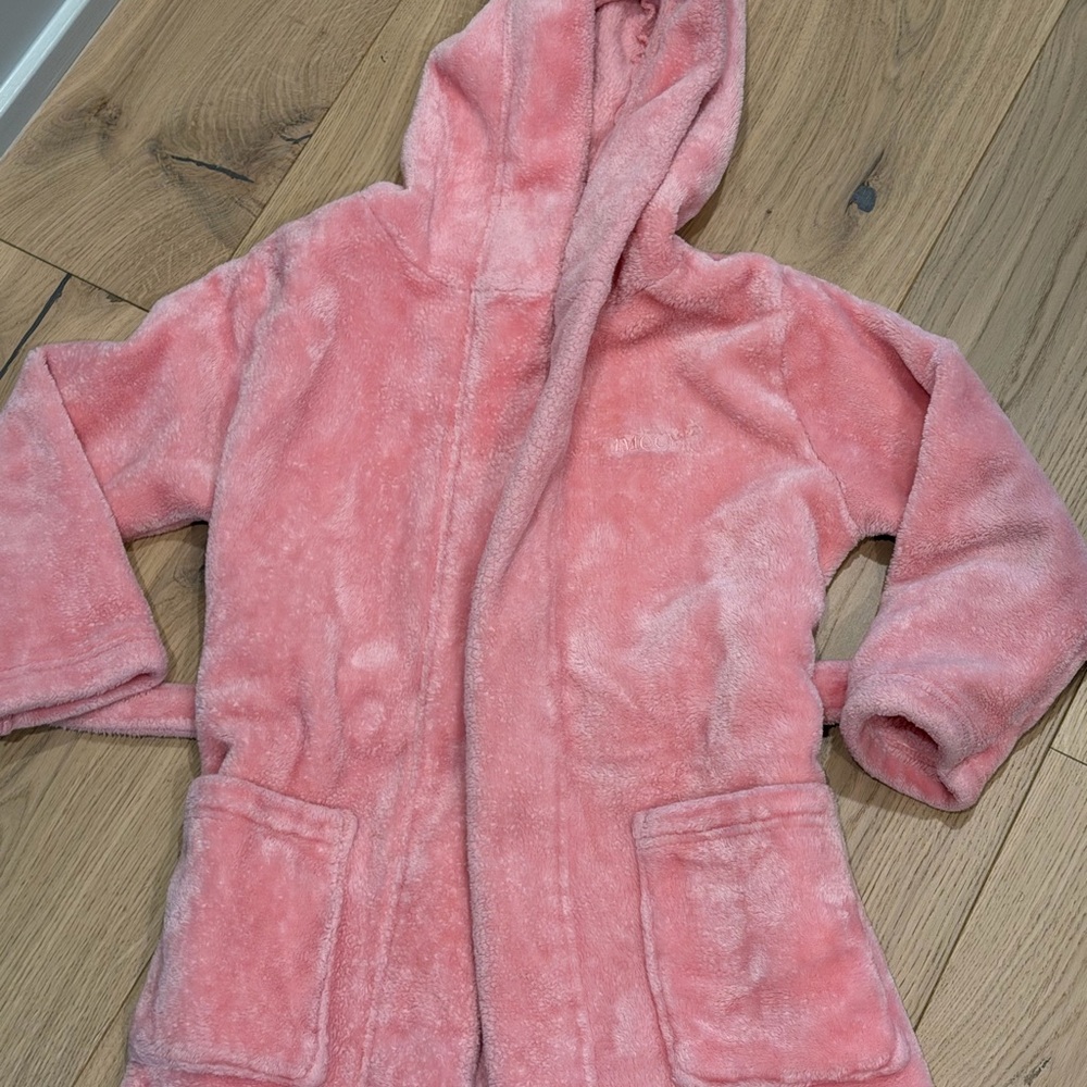 Cozy Pink Hooded Robe